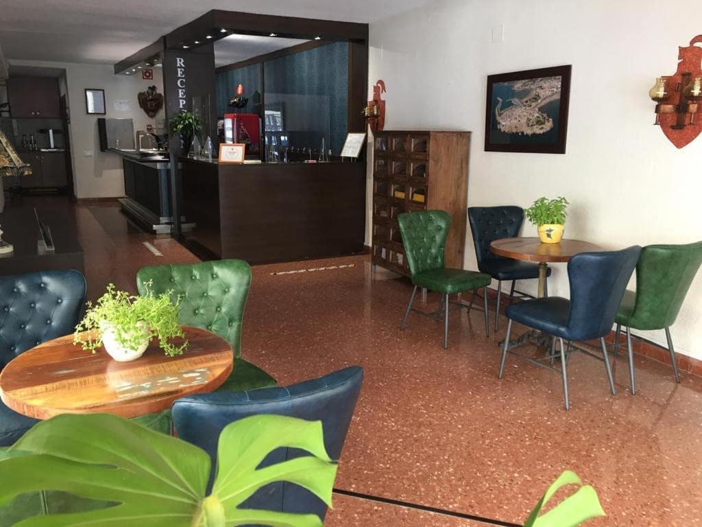 小布拉森酒店 Peñíscola 外观 照片